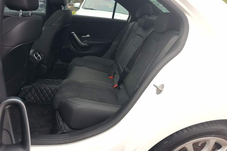 Used Mercedes-Benz A-Class 2021 A 200 L Sport Sedan Fashion Model Left Rear Seat