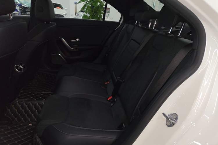 Used Mercedes-Benz A-Class 2021 A 200 L Sport Sedan Fashion Model Left Rear Seat