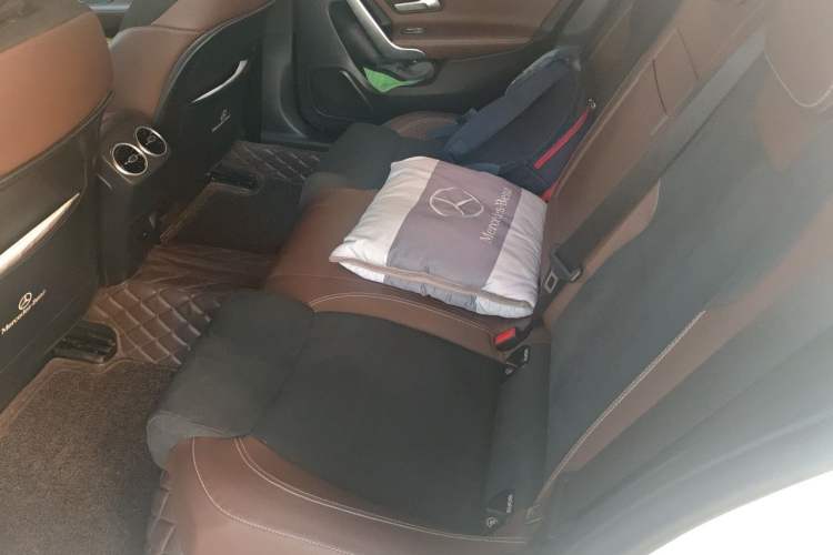 Used Mercedes-Benz A-Class 2021 A 200 L Sport Sedan Fashion Model Left Rear Seat