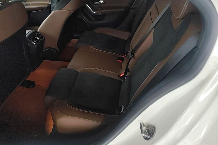 Used Mercedes-Benz A-Class 2021 A 200 L Sport Sedan Fashion Model Left Rear Seat