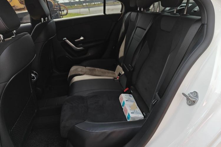 Used Mercedes-Benz A-Class 2021 A 200 L Sport Sedan Fashion Model Left Rear Seat