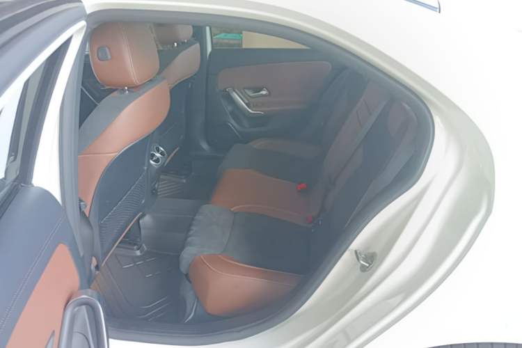 Used Mercedes-Benz A-Class 2021 A 200 L Sport Sedan Fashion Model Left Rear Seat