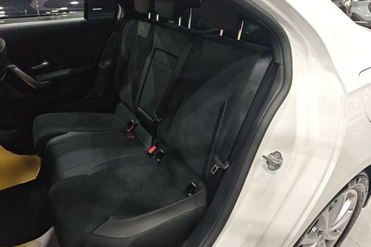 Used Mercedes-Benz A-Class 2021 A 200 L Sport Sedan Fashion Model Left Rear Seat