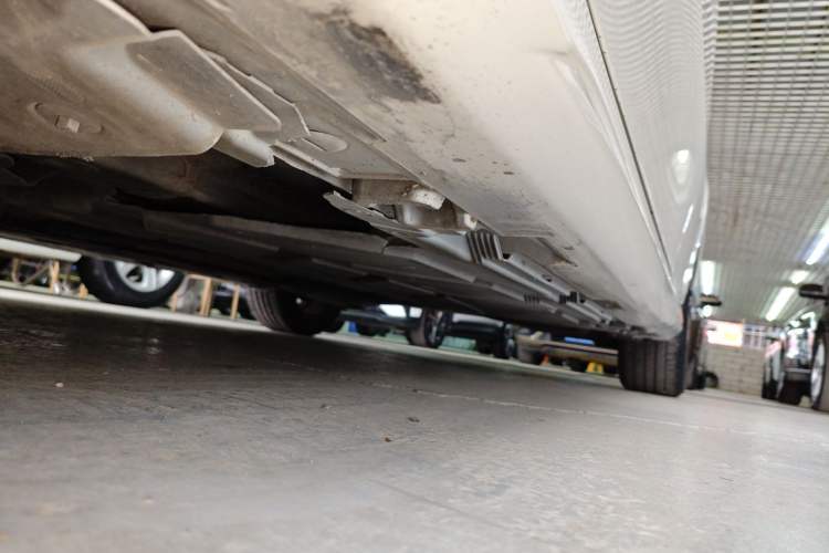 Used Mercedes-Benz A-Class 2021 A 200 L Sport Sedan Dynamic Model Left Side Sill