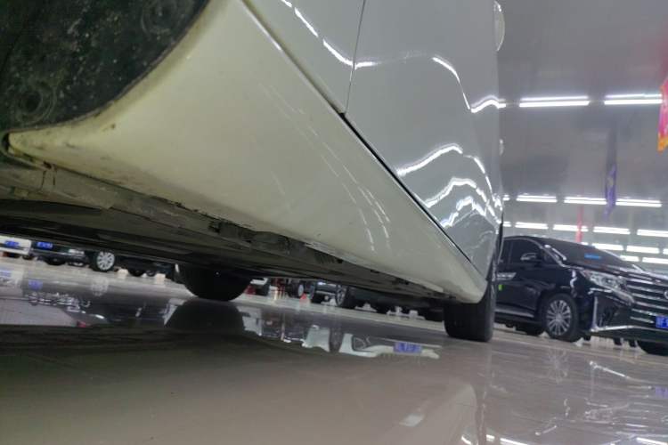 Used Mercedes-Benz A-Class 2021 A 200 Dynamic Edition Left Side Sill