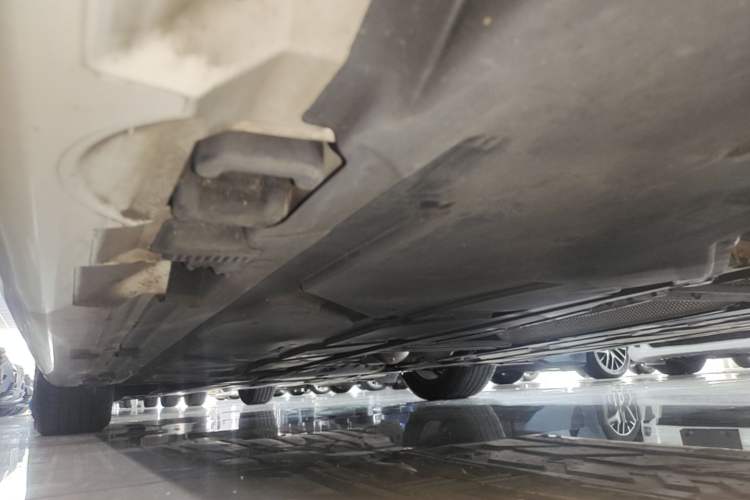 Used Mercedes-Benz A-Class 2021 A 180 L Sport Sedan Left Side Sill
