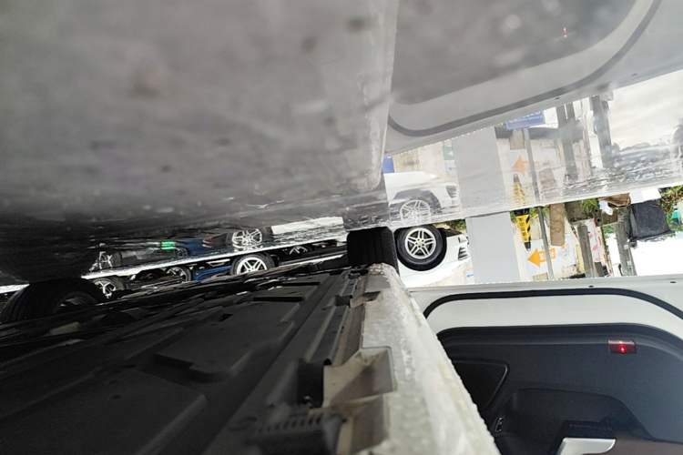 Used Mercedes-Benz A-Class 2021 A 200 L Sport Sedan Fashion Model Left Side Sill
