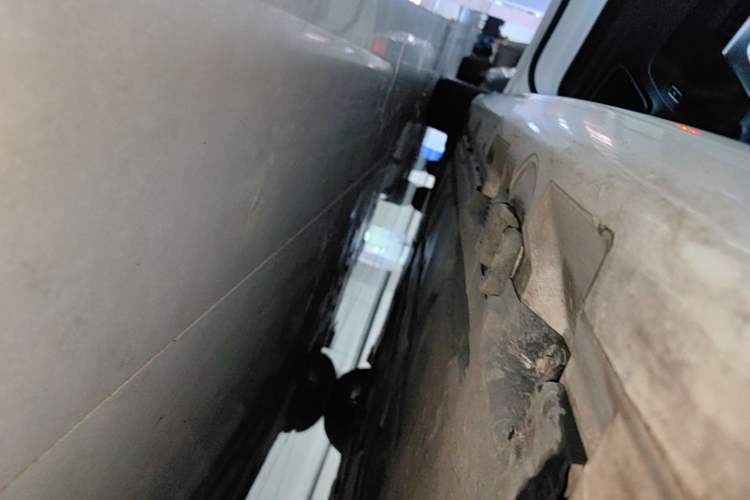 Used Mercedes-Benz A-Class 2021 A 200 L Sport Sedan Fashion Model Left Side Sill