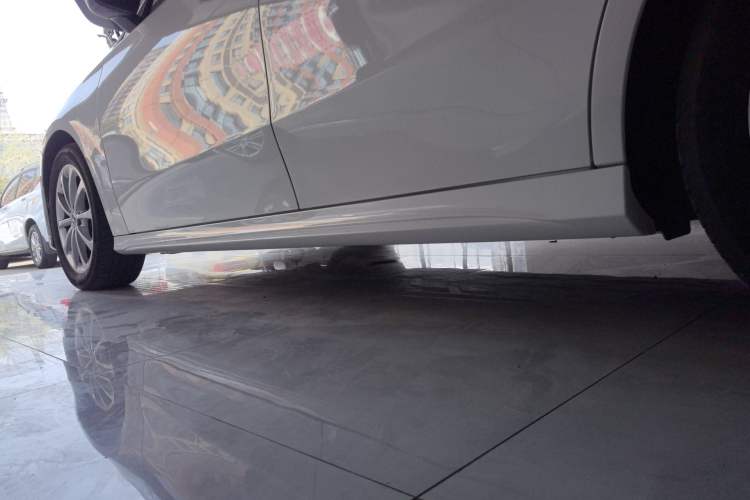 Used Mercedes-Benz A-Class 2021 A 200 L Sport Sedan Dynamic Model Left Side Sill