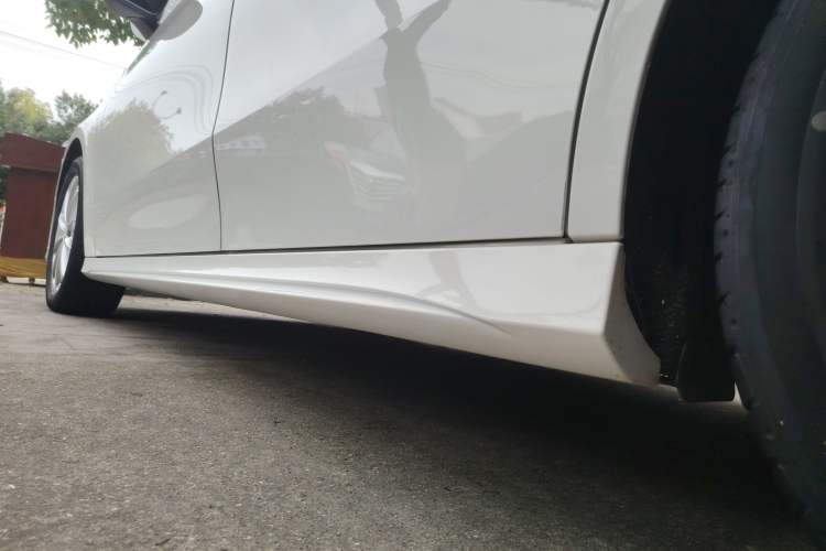 Used Mercedes-Benz A-Class 2021 A 200 L Sport Sedan Fashion Model Left Side Sill