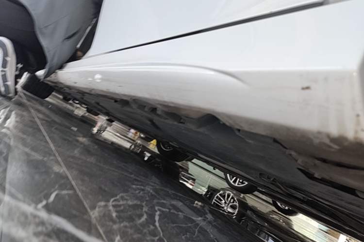 Used Mercedes-Benz A-Class 2021 A 200 L Sport Sedan Dynamic Model Left Side Sill
