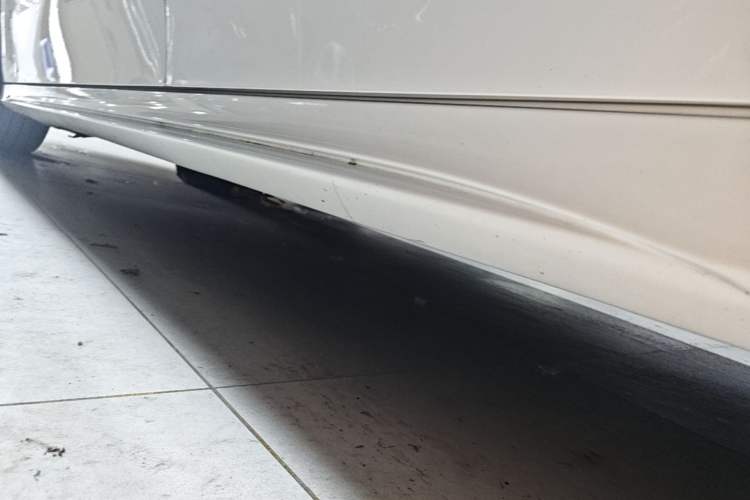 Used Mercedes-Benz A-Class 2021 A 200 L Sport Sedan Fashion Model Left Side Sill