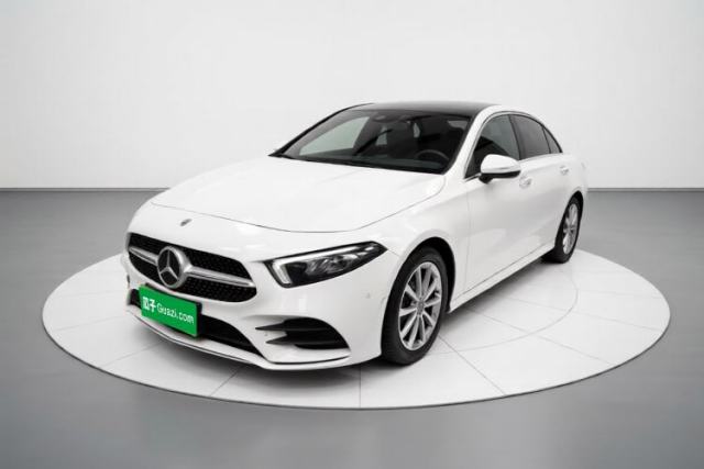 Mercedes-Benz A-Class 2021 A 200 L Sport Sedan Fashion Model d’occasion