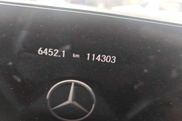 Used Mercedes-Benz A-Class 2021 A 200 L Sport Sedan Fashion Model Odometer Close Up