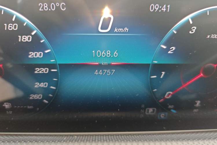 Used Mercedes-Benz A-Class 2021 A 200 Dynamic Edition Odometer Close Up