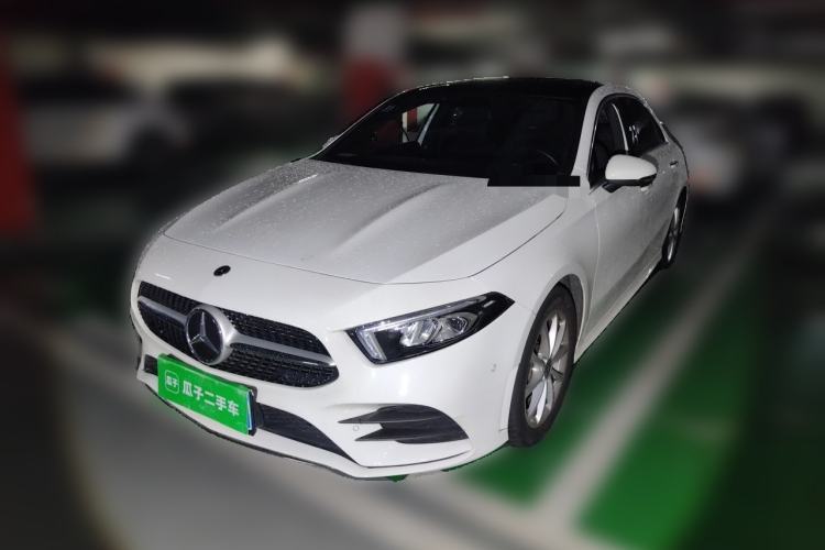 Used Mercedes-Benz A-Class 2021 A 200 L Sport Sedan Fashion Model Guazi used car, China used car export, Used car for sale, Used cars, Cheapest cars for sale