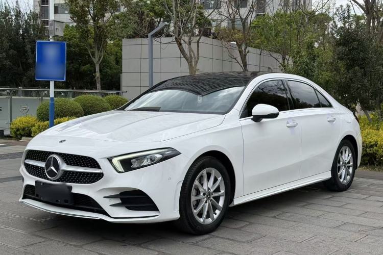Used Mercedes-Benz A-Class 2021 A 200 L Sport Sedan Dynamic Model Guazi used car, China used car export, Used car for sale, Used  cars, Cheapest cars for sale