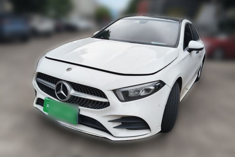 Used Mercedes-Benz A-Class 2021 A 200 L Sport Sedan Fashion Model Guazi used car, China used car export, Used car for sale, Used Mercedes-Benz cars, Cheapest cars for sale