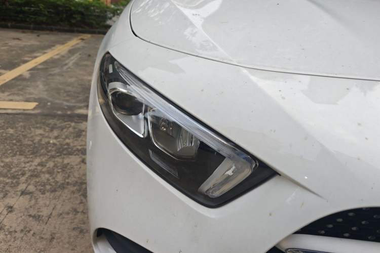 Used Mercedes-Benz A-Class 2021 A 200 L Sport Sedan Fashion Model Right Front Headlight