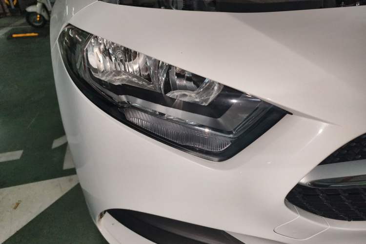 Used Mercedes-Benz A-Class 2021 A 180 L Right Front Headlight