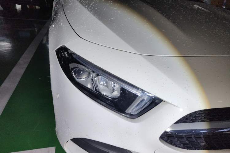 Used Mercedes-Benz A-Class 2021 A 200 L Sport Sedan Fashion Model Right Front Headlight
