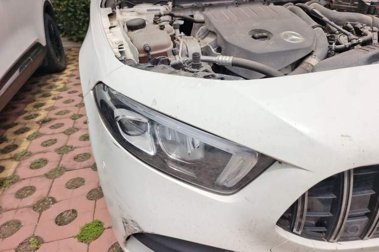 Used Mercedes-Benz A-Class 2021 A 200 L Sport Sedan Fashion Model Right Front Headlight