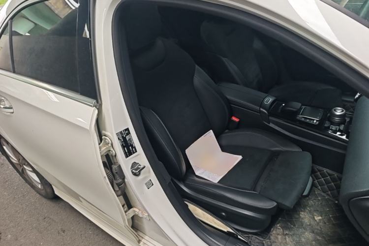 Used Mercedes-Benz A-Class 2021 A 200 L Sport Sedan Fashion Model Right Front Seat
