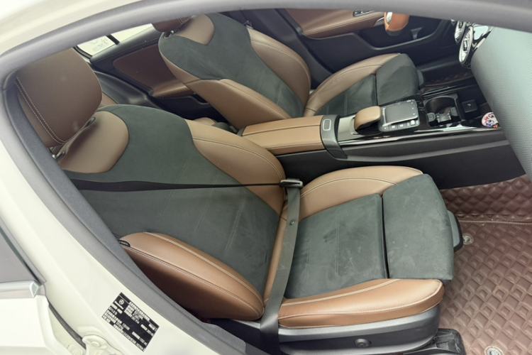 Used Mercedes-Benz A-Class 2021 A 200 L Sport Sedan Fashion Model Right Front Seat
