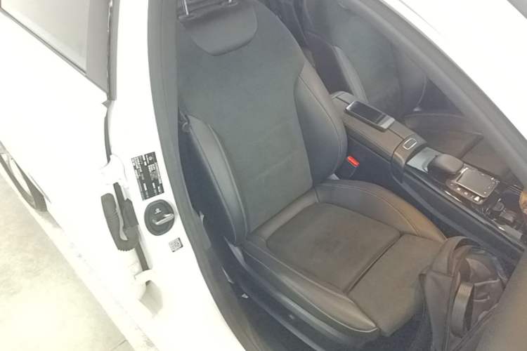 Used Mercedes-Benz A-Class 2021 A 200 L Sport Sedan Fashion Model Right Front Seat