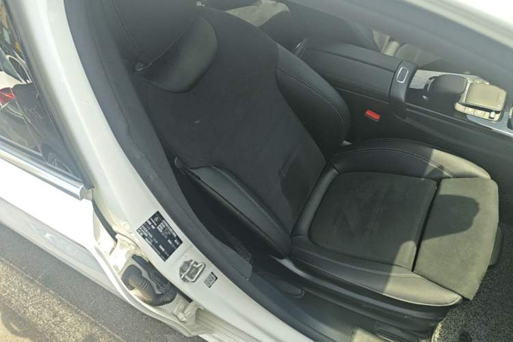 Used Mercedes-Benz A-Class 2021 A 200 L Sport Sedan Fashion Model Right Front Seat