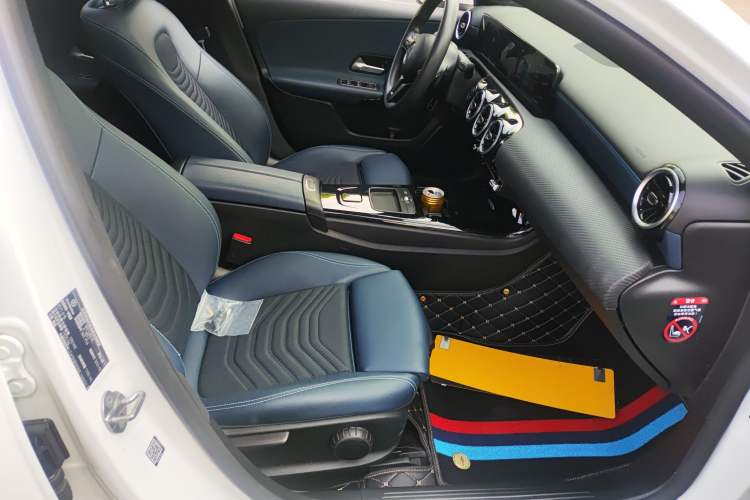 Used Mercedes-Benz A-Class 2021 A 180 L Right Front Seat
