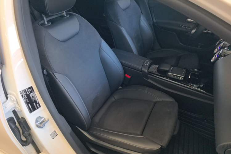 Used Mercedes-Benz A-Class 2021 A 200 L Sport Sedan Fashion Model Right Front Seat