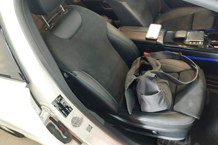 Used Mercedes-Benz A-Class 2021 A 200 L Sport Sedan Fashion Model Right Front Seat