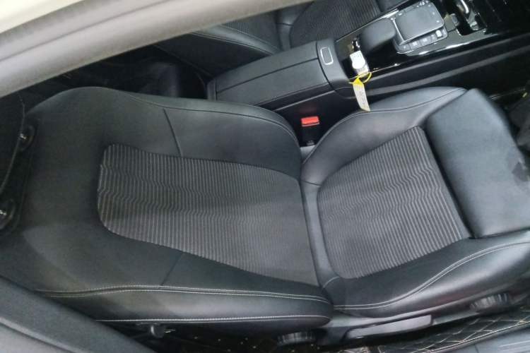 Used Mercedes-Benz A-Class 2021 A 200 Dynamic Edition Right Front Seat
