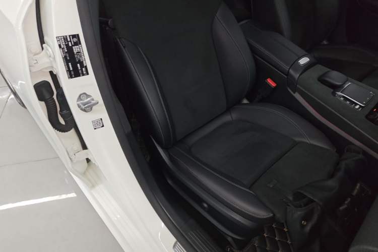 Used Mercedes-Benz A-Class 2021 A 200 L Sport Sedan Fashion Model Right Front Seat