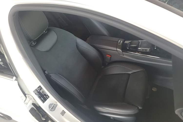 Used Mercedes-Benz A-Class 2021 A 200 L Sport Sedan Fashion Model Right Front Seat