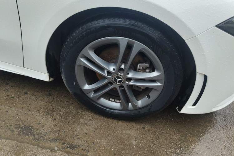 Used Mercedes-Benz A-Class 2021 Restyled A 180 L Sport Sedan Right Front Wheel Hub