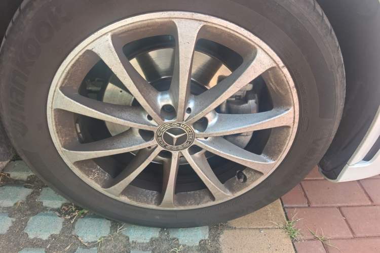 Used Mercedes-Benz A-Class 2021 A 200 L Sport Sedan Fashion Model Right Front Wheel Hub