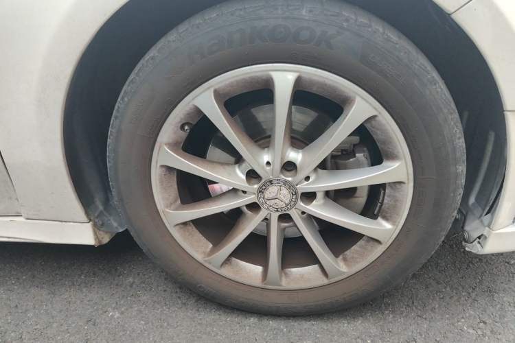 Used Mercedes-Benz A-Class 2021 A 200 L Sport Sedan Fashion Model Right Front Wheel Hub