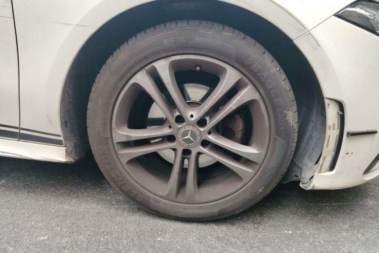 Used Mercedes-Benz A-Class 2021 Restyled A 180 L Sport Sedan Right Front Wheel Hub