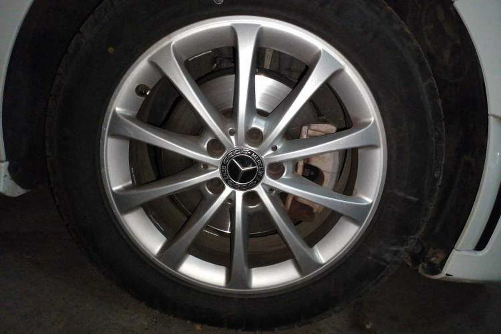 Used Mercedes-Benz A-Class 2021 A 200 L Sport Sedan Dynamic Model Right Front Wheel Hub