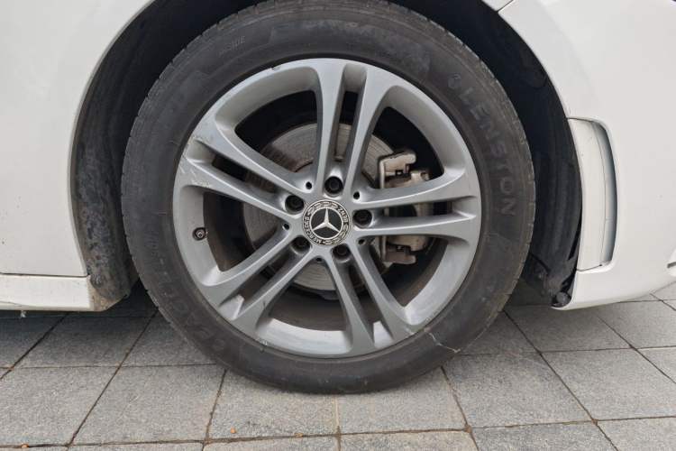 Used Mercedes-Benz A-Class 2021 A 180 L Sport Sedan Right Front Wheel Hub