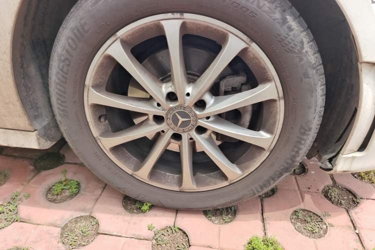 Used Mercedes-Benz A-Class 2021 A 200 L Sport Sedan Fashion Model Right Front Wheel Hub