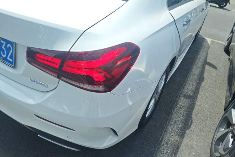 Used Mercedes-Benz A-Class 2021 A 200 L Sport Sedan Fashion Model Right Rear Taillight