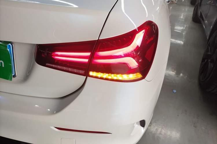 Used Mercedes-Benz A-Class 2021 A 200 L Sport Sedan Fashion Model Right Rear Taillight