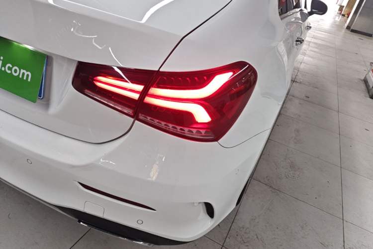 Used Mercedes-Benz A-Class 2021 A 200 L Sport Sedan Fashion Model Right Rear Taillight
