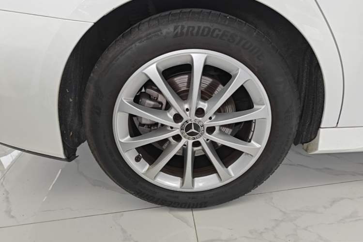 Used Mercedes-Benz A-Class 2021 A 200 L Sport Sedan Dynamic Model Right Rear Wheel Hub