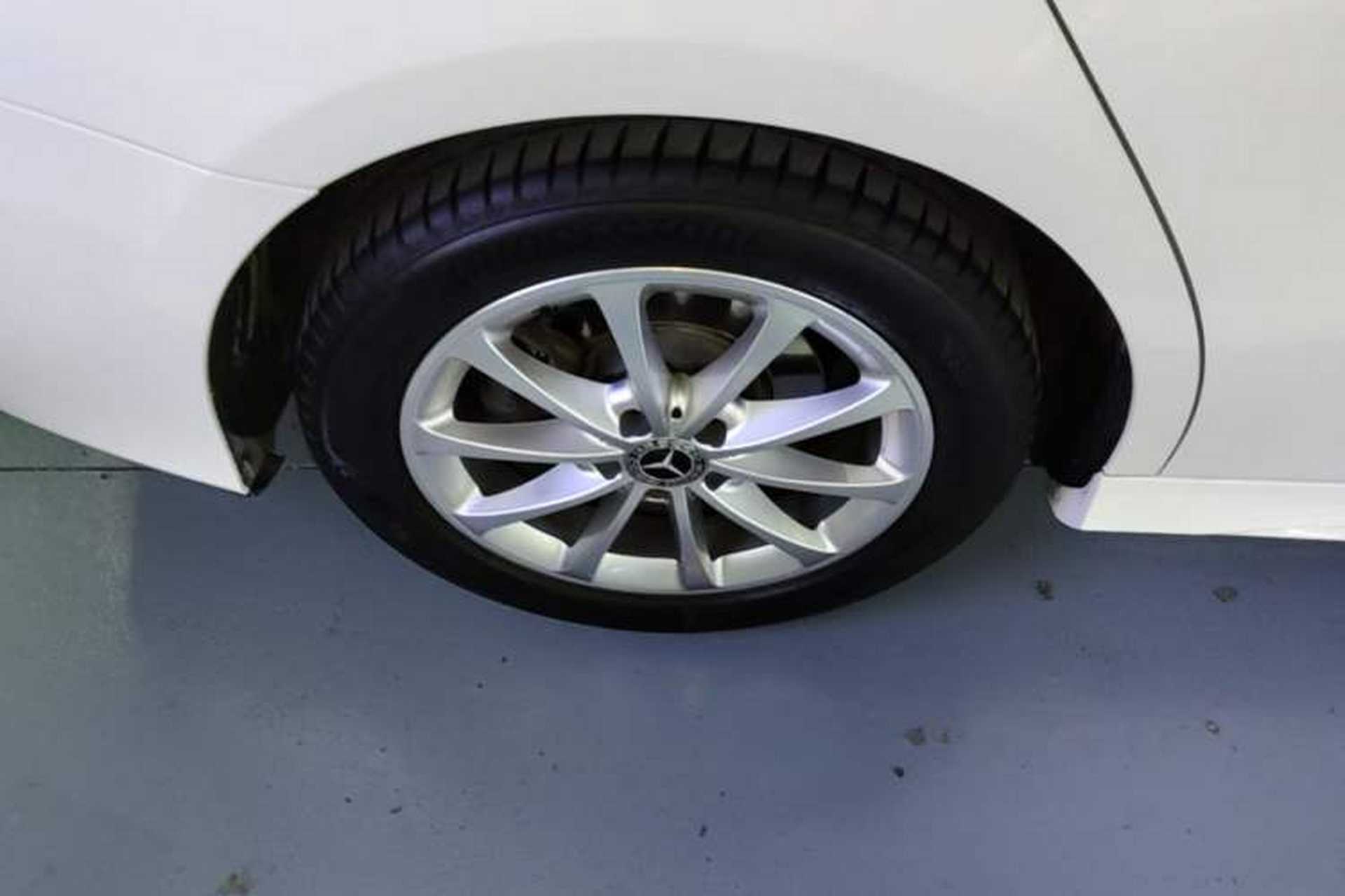 Used Mercedes-Benz A-Class 2021 A 200 L Sport Sedan Fashion Model Right Rear Wheel Hub