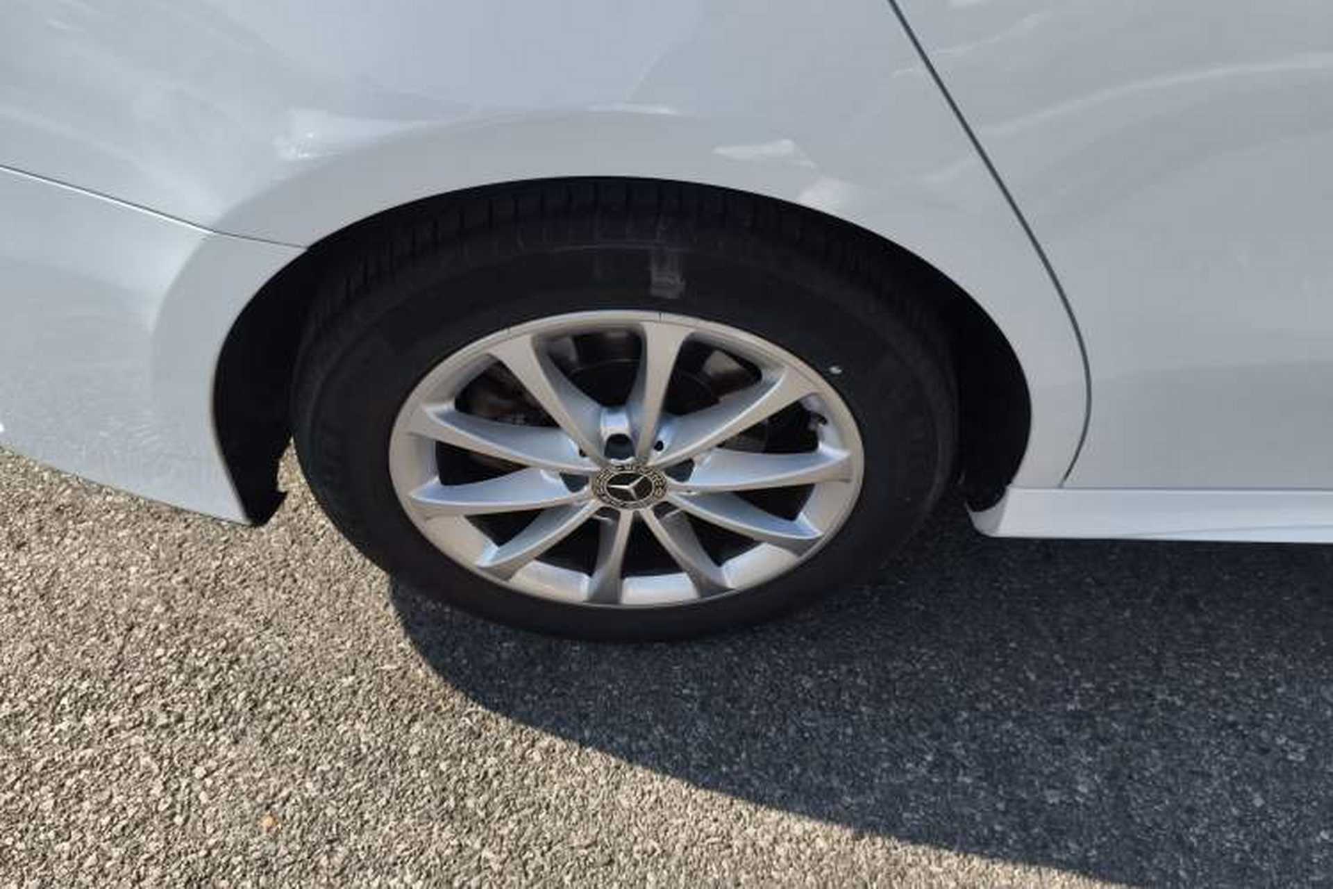 Used Mercedes-Benz A-Class 2021 A 200 L Sport Sedan Fashion Model Right Rear Wheel Hub