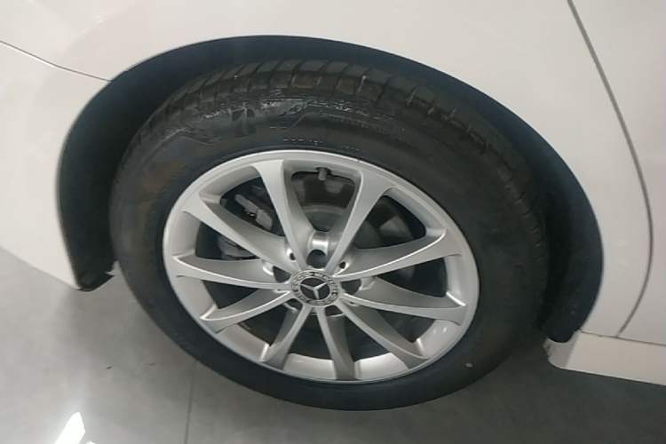 Used Mercedes-Benz A-Class 2021 A 200 L Sport Sedan Dynamic Model Right Rear Wheel Hub